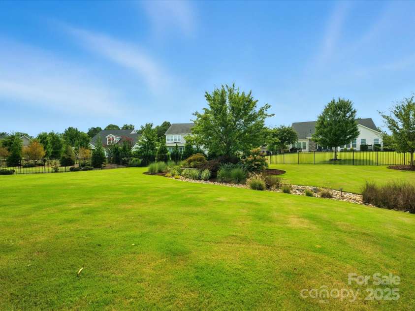 11926 Tree Sparrow Road, Charlotte, NC 28278.  MLS# CAR4297013, YatesRealty ID 35212. 