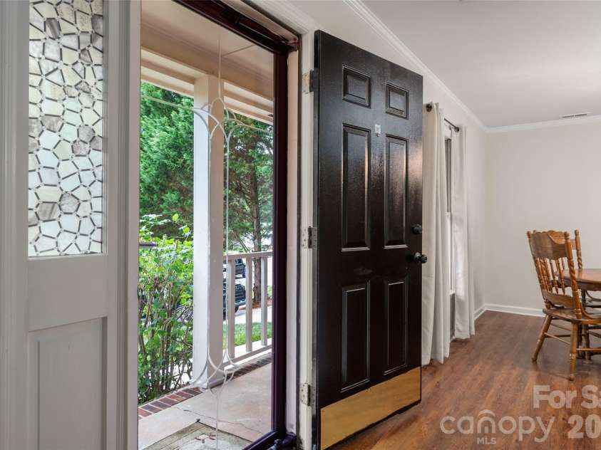 9112 Winter Moss Court, Charlotte, NC 28227.  MLS# CAR4399996, YatesRealty ID 35212. 