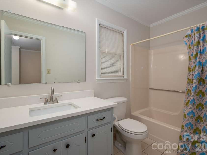 9112 Winter Moss Court, Charlotte, NC 28227.  MLS# CAR4399996, YatesRealty ID 35212. 