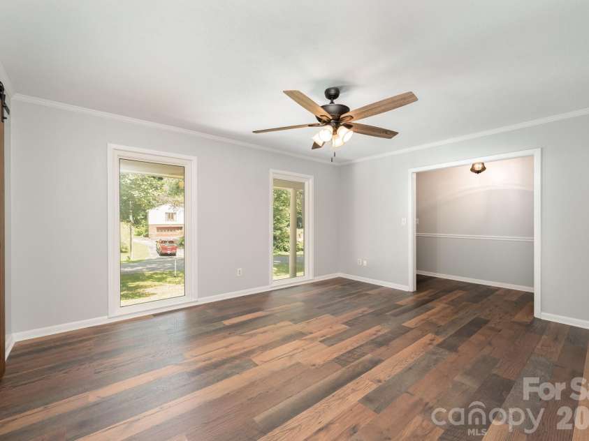114 Elmwood Drive, Salisbury, NC 28147.  MLS# CAR4400661, YatesRealty ID 35213. 