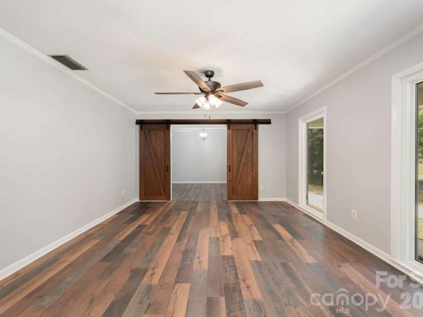 114 Elmwood Drive, Salisbury, NC 28147.  MLS# CAR4400661, YatesRealty ID 35213. 