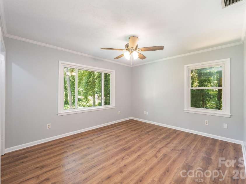 114 Elmwood Drive, Salisbury, NC 28147.  MLS# CAR4400661, YatesRealty ID 35213. 