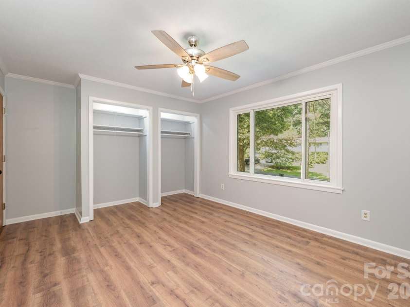 114 Elmwood Drive, Salisbury, NC 28147.  MLS# CAR4400661, YatesRealty ID 35213. 