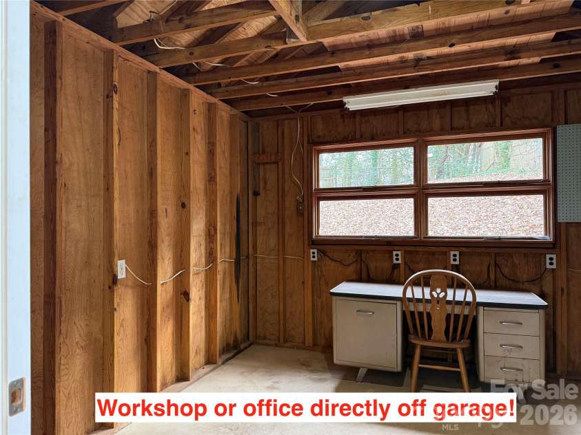 114 Elmwood Drive, Salisbury, NC 28147.  MLS# CAR4400661, YatesRealty ID 35213. 