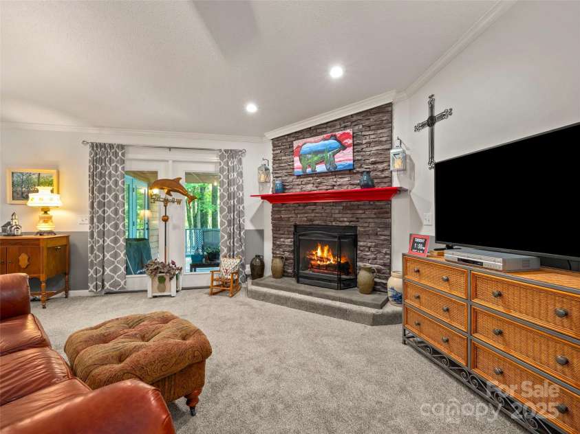 224 Small Falls Lane, Saluda, NC 28773.  MLS# CAR4291769, YatesRealty ID 35213. 