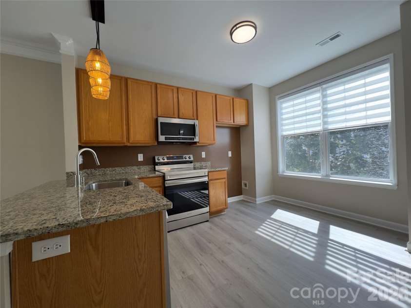 6320 Royal Celadon Way, Charlotte, NC 28269.  MLS# CAR4400123, YatesRealty ID 35214. 
