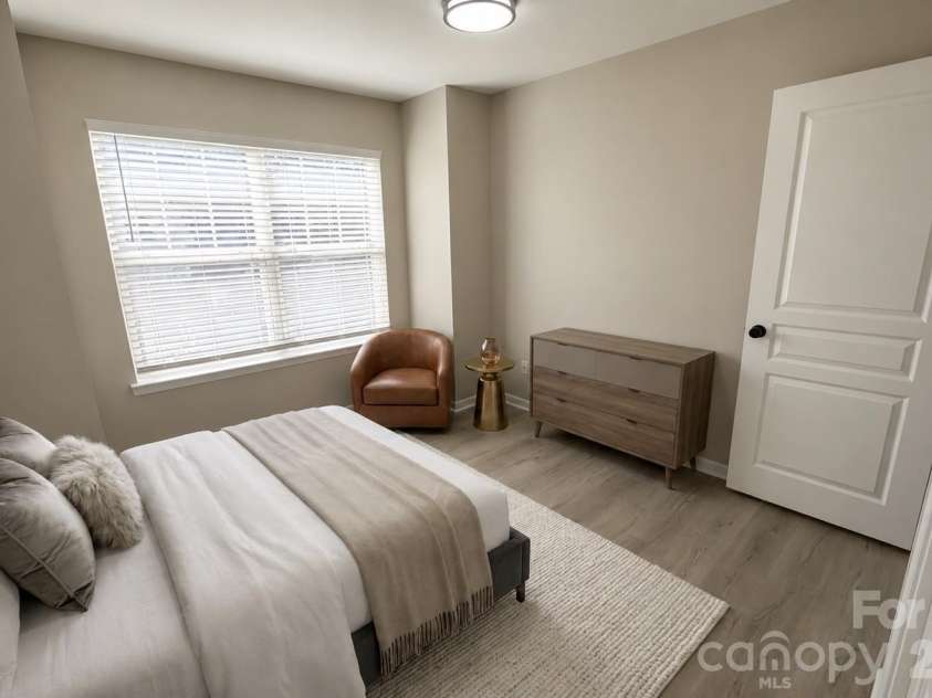 6320 Royal Celadon Way, Charlotte, NC 28269.  MLS# CAR4400123, YatesRealty ID 35214. 