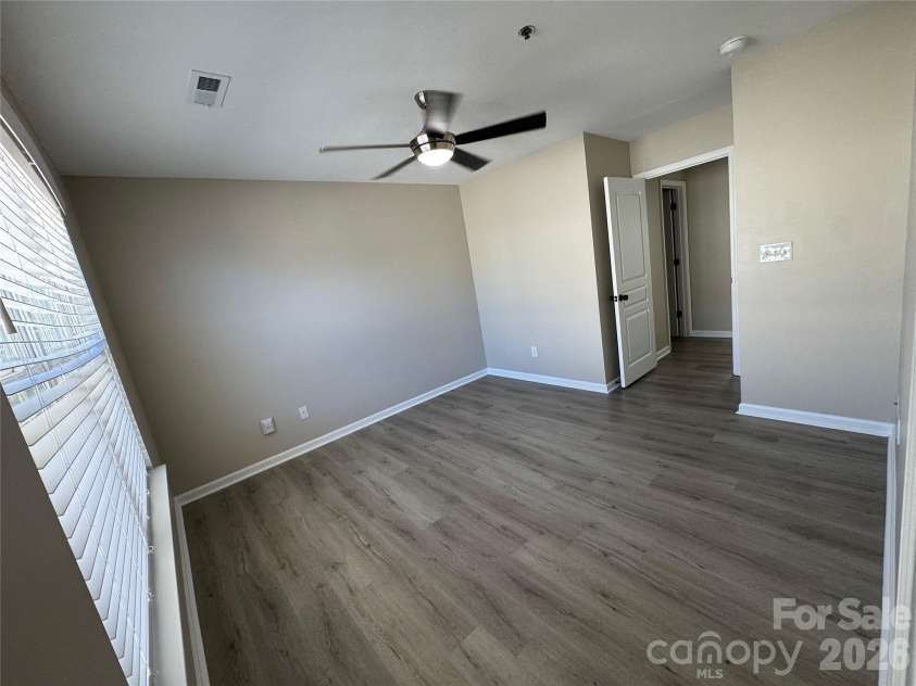6320 Royal Celadon Way, Charlotte, NC 28269.  MLS# CAR4400123, YatesRealty ID 35214. 