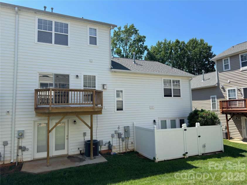 6320 Royal Celadon Way, Charlotte, NC 28269.  MLS# CAR4400123, YatesRealty ID 35214. 