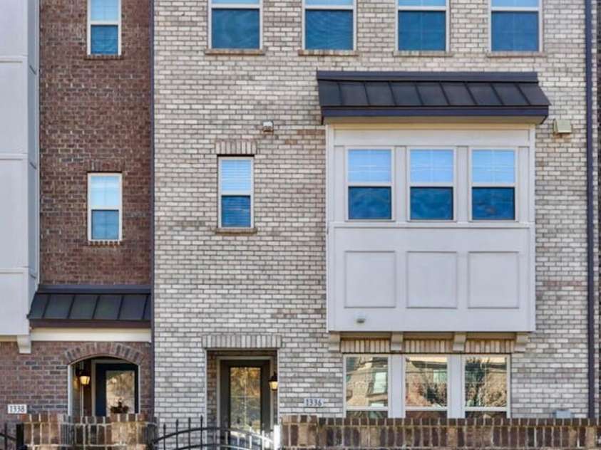 1336 Woodlawn Road, Charlotte, NC 28209.  MLS# CAR4297744, YatesRealty ID 35215. 