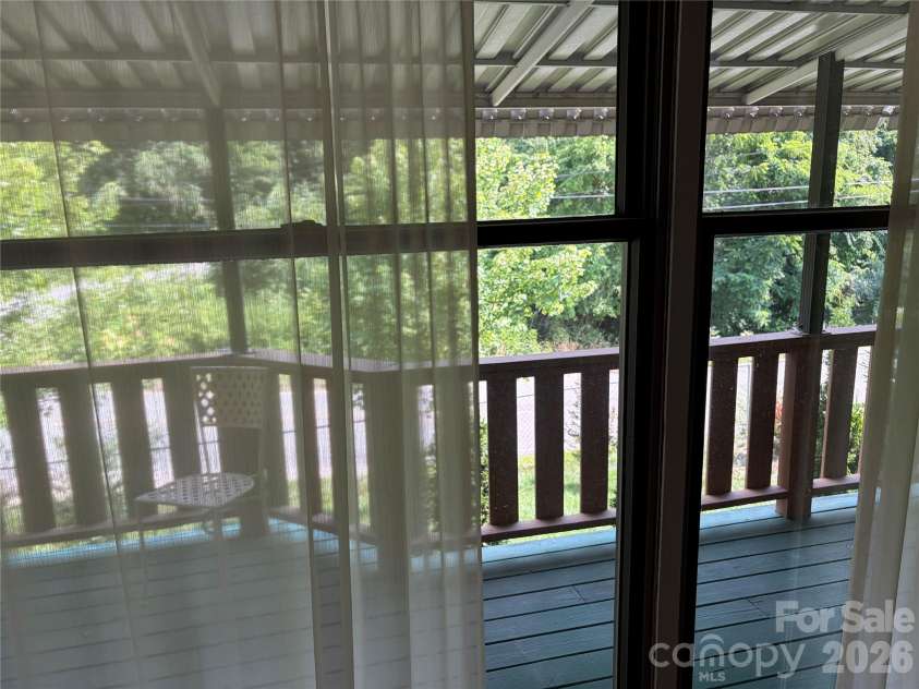 256A Bruce Road, Mars Hill, NC 28754.  MLS# CAR4399321, YatesRealty ID 35218. 