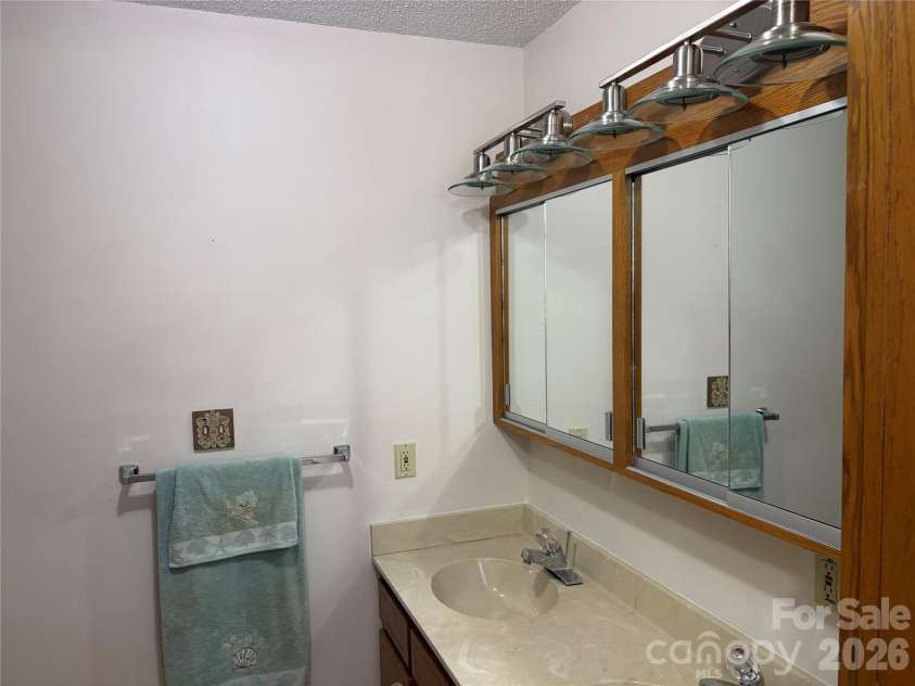 256A Bruce Road, Mars Hill, NC 28754.  MLS# CAR4399321, YatesRealty ID 35218. 