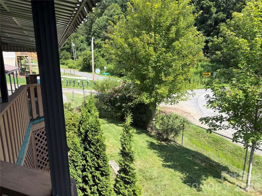 256A Bruce Road, Mars Hill, NC 28754.  MLS# CAR4399321, YatesRealty ID 35218. 