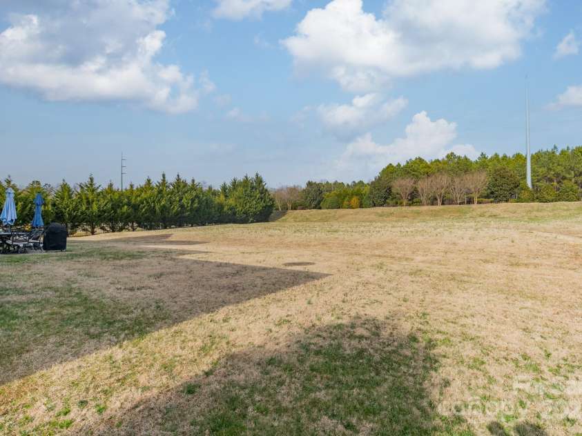 2027 Gloucester Street, Matthews, NC 28104.  MLS# CAR4224061, YatesRealty ID 3522. 