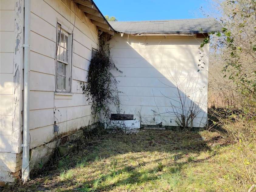 32 Tell Davidson Road, Chesterfield, SC 29709.  MLS# CAR4210125, YatesRealty ID 3522. 