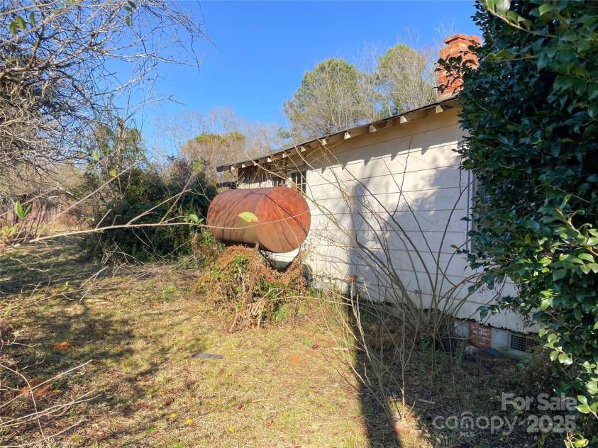 32 Tell Davidson Road, Chesterfield, SC 29709.  MLS# CAR4210125, YatesRealty ID 3522. 