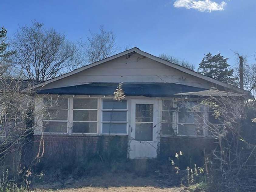 32 Tell Davidson Road, Chesterfield, SC 29709.  MLS# CAR4210125, YatesRealty ID 3522. 