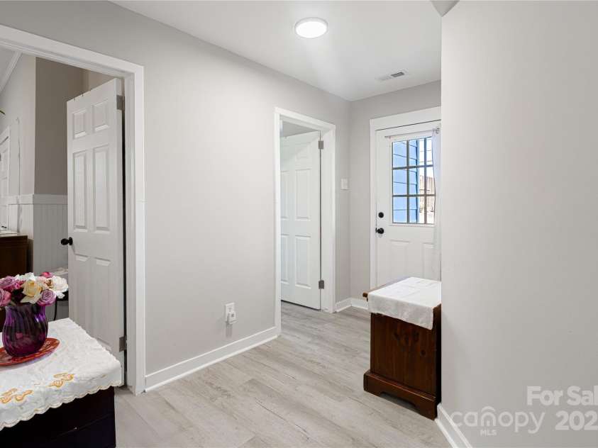 1027 Brown Street, Gastonia, NC 28052.  MLS# CAR4296328, YatesRealty ID 35220. 