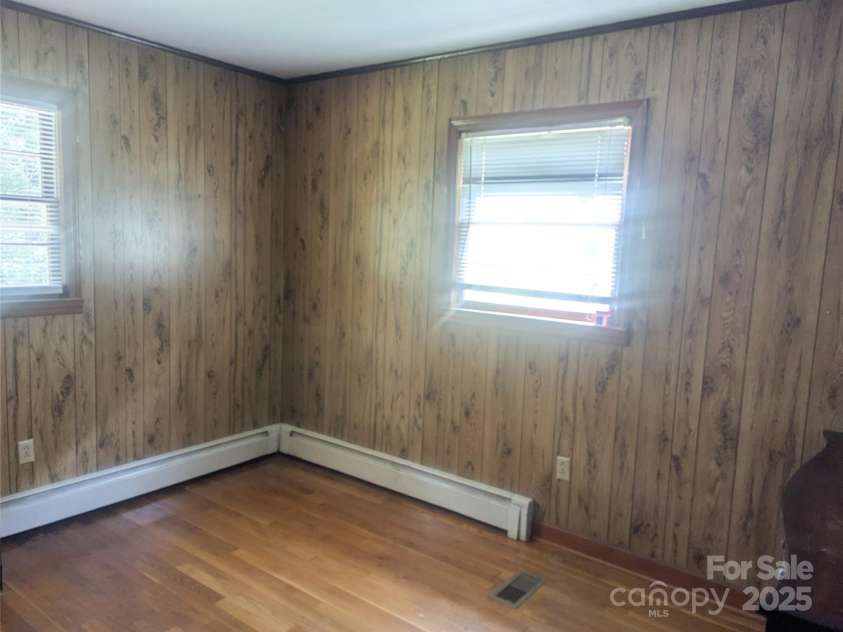 2645 Green Acres Street, Lenoir, NC 28645.  MLS# CAR4293929, YatesRealty ID 35221. 
