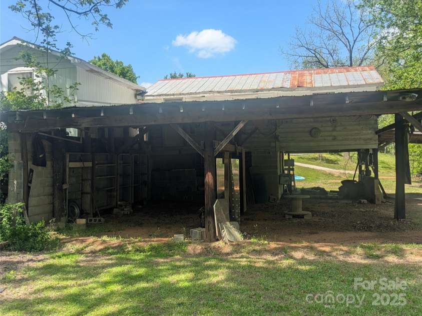 2645 Green Acres Street, Lenoir, NC 28645.  MLS# CAR4293929, YatesRealty ID 35221. 