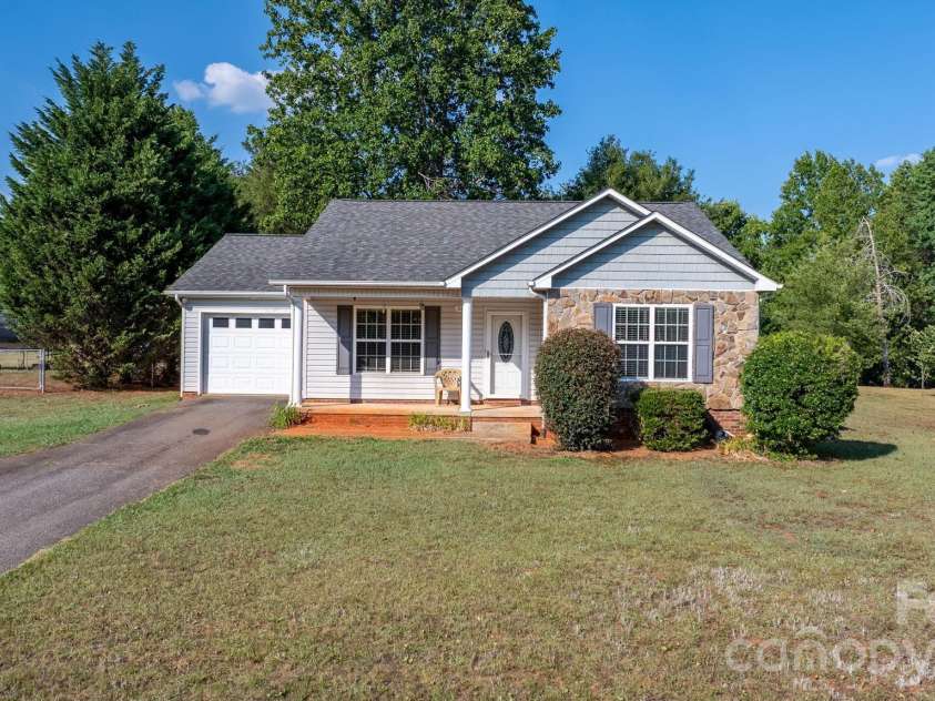 3844 Bridle Path Drive, Vale, NC 28168.  MLS# CAR4396096, YatesRealty ID 35221. 