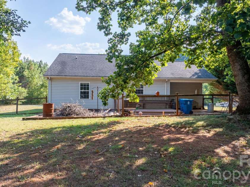 3844 Bridle Path Drive, Vale, NC 28168.  MLS# CAR4396096, YatesRealty ID 35221. 
