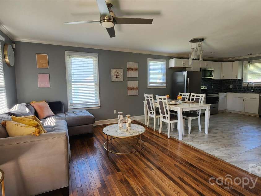 613 Hillside Street, Kannapolis, NC 28083.  MLS# CAR4293829, YatesRealty ID 35222. 