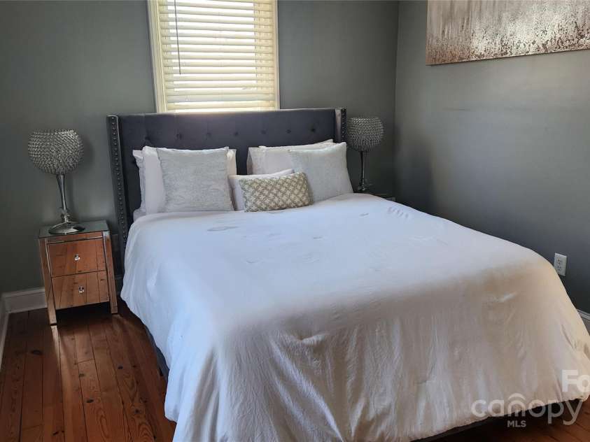 613 Hillside Street, Kannapolis, NC 28083.  MLS# CAR4293829, YatesRealty ID 35222. 