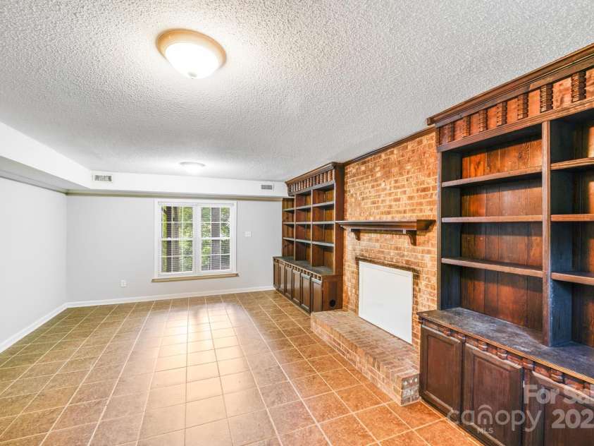 7420 Castlebar Road, Charlotte, NC 28270.  MLS# CAR4280128, YatesRealty ID 35224. 