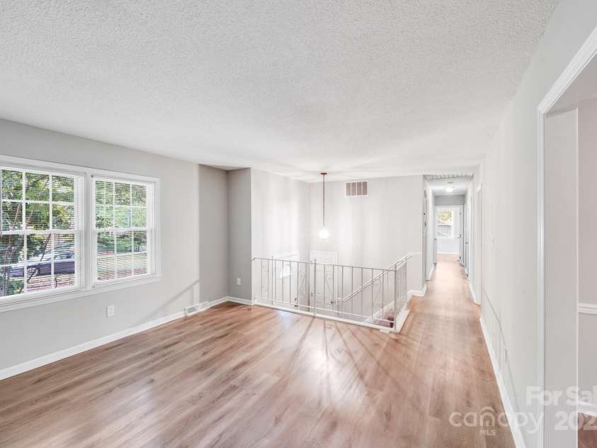 7420 Castlebar Road, Charlotte, NC 28270.  MLS# CAR4280128, YatesRealty ID 35224. 