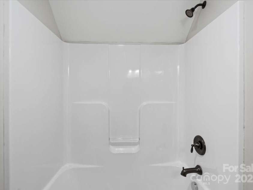 4038 Harmattan Drive, Denver, NC 28037.  MLS# CAR4297623, YatesRealty ID 35227. 