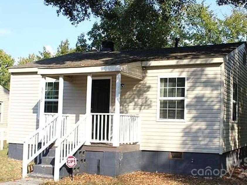 3512 Jonquil Street, Charlotte, NC 28211.  MLS# CAR4297375, YatesRealty ID 35228. 