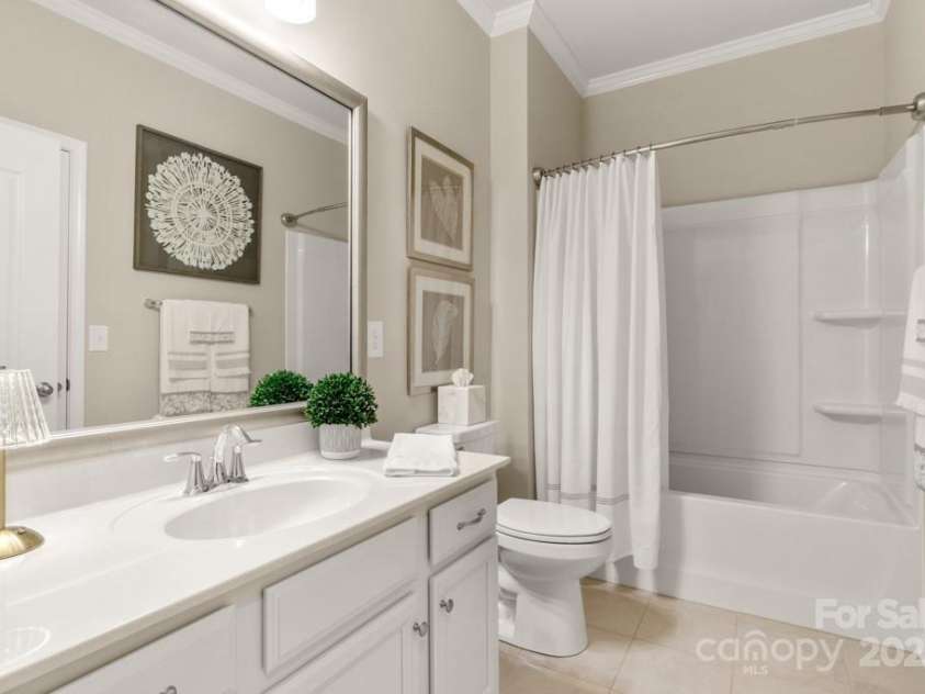 825 Spelman Drive, Indian Land, SC 29707.  MLS# CAR4289548, YatesRealty ID 35229. Full hall bath