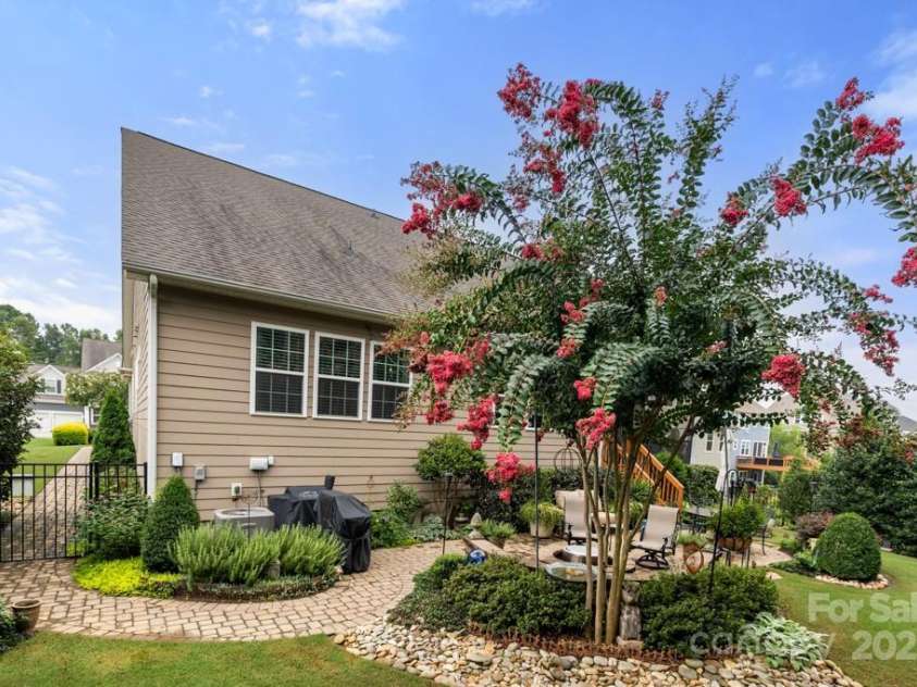 825 Spelman Drive, Indian Land, SC 29707.  MLS# CAR4289548, YatesRealty ID 35229. Rear Yard