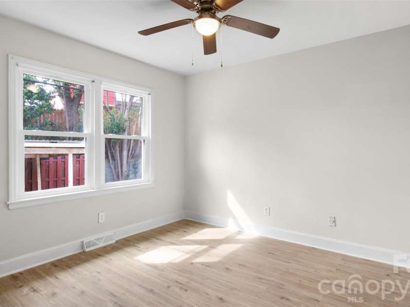 1325 Edgewater Drive, Charlotte, NC 28210.  MLS# CAR4316224, YatesRealty ID 3523. 