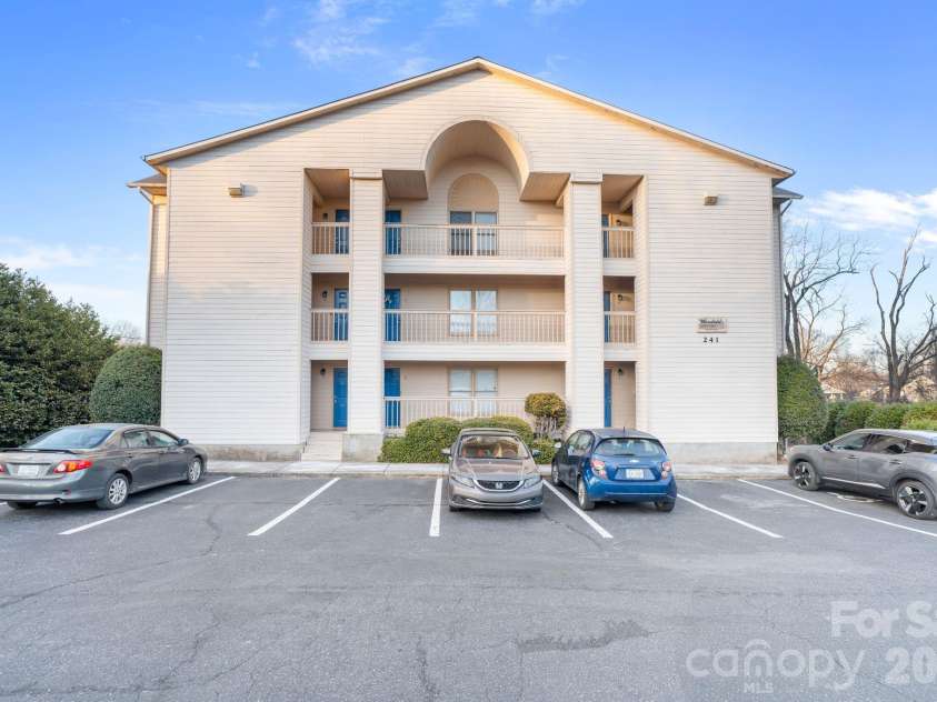 241 16th Avenue, Hickory, NC 28601.  MLS# CAR4341198, YatesRealty ID 3523. 