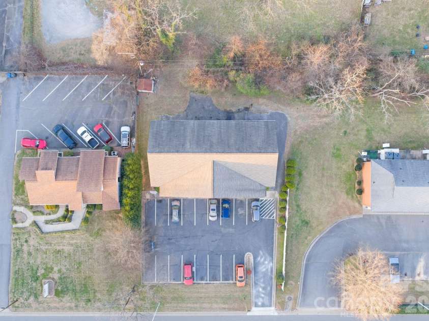 241 16th Avenue, Hickory, NC 28601.  MLS# CAR4341198, YatesRealty ID 3523. 