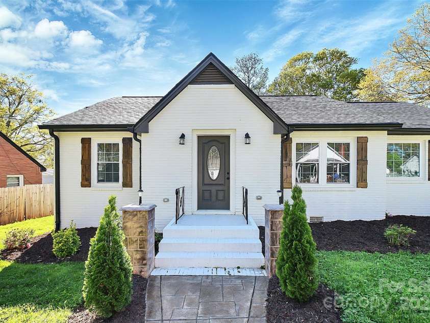 508 Northern Street, Shelby, NC 28150.  MLS# CAR4150682, YatesRealty ID 3523. FRONT