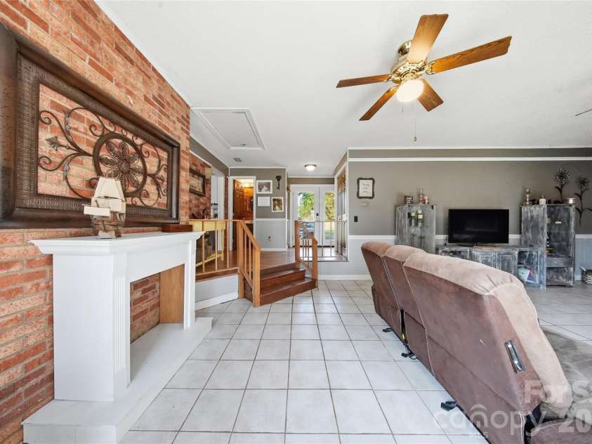 4473 Daniels Street, Maiden, NC 28650.  MLS# CAR4400856, YatesRealty ID 35231. 