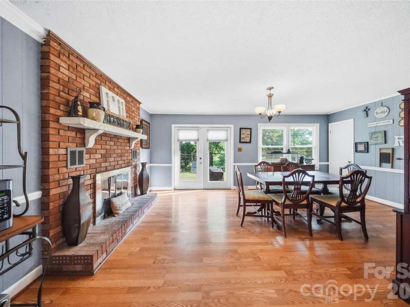 4473 Daniels Street, Maiden, NC 28650.  MLS# CAR4400856, YatesRealty ID 35231. 