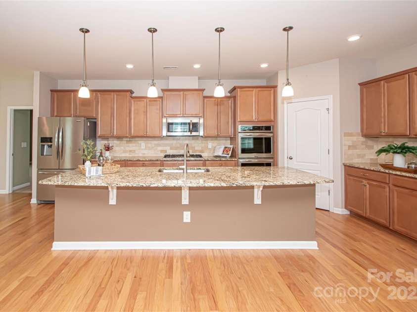 1045 Princeton Drive, Indian Land, SC 29707.  MLS# CAR4286861, YatesRealty ID 35232. Kitchen