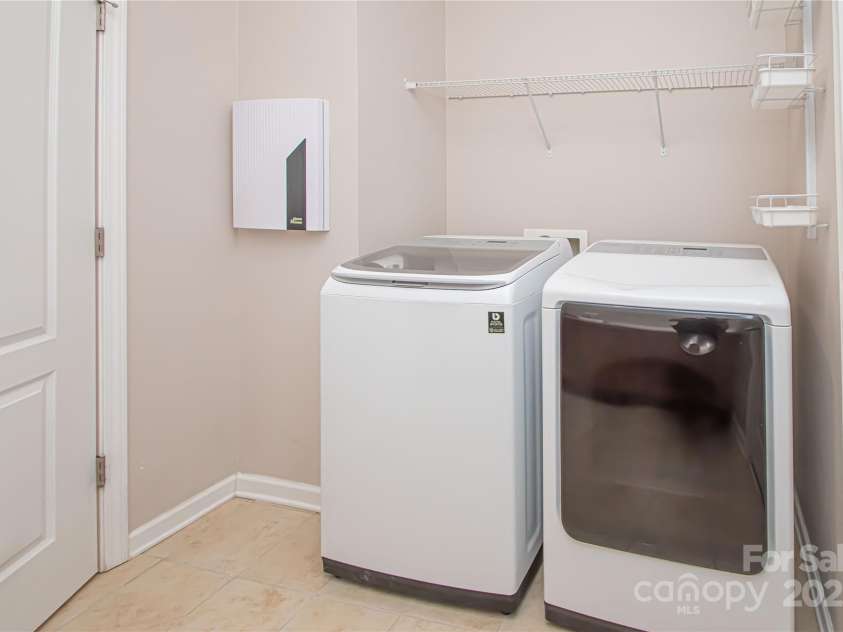 1045 Princeton Drive, Indian Land, SC 29707.  MLS# CAR4286861, YatesRealty ID 35232. Washer/dryer