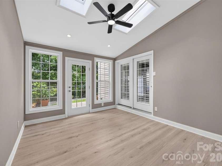 14435 Greenpoint Lane, Huntersville, NC 28078.  MLS# CAR4401101, YatesRealty ID 35234. 