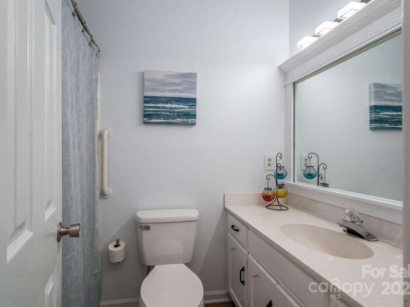 219 6th Street, Belmont, NC 28012.  MLS# CAR4297249, YatesRealty ID 35234. Bathroom 2