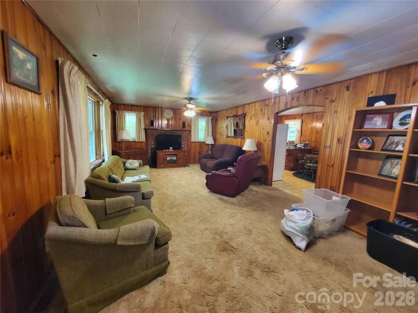 886 Hanging Rock Road, Spruce Pine, NC 28777.  MLS# CAR4401130, YatesRealty ID 35235. 