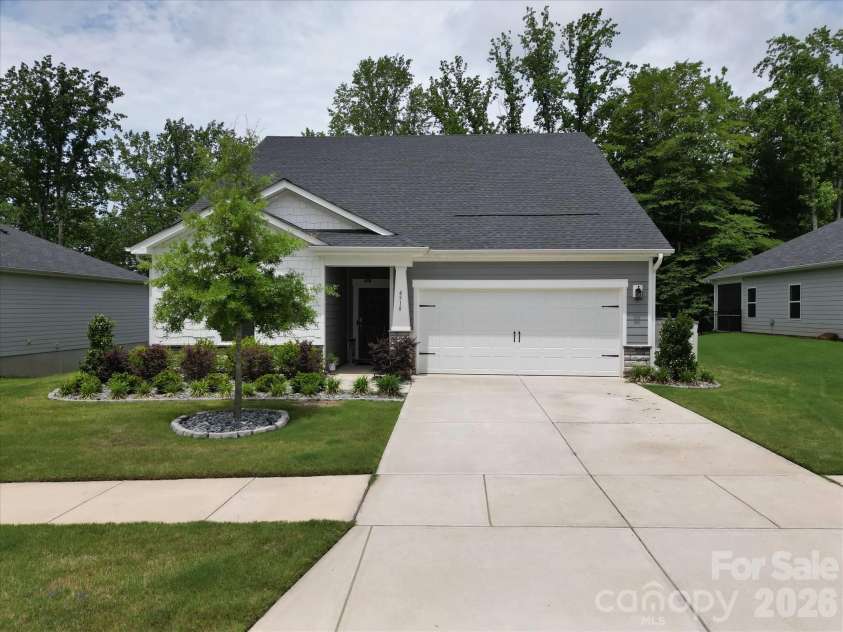 4518 Duplin Drive, Charlotte, NC 28214.  MLS# CAR4386014, YatesRealty ID 35236. 