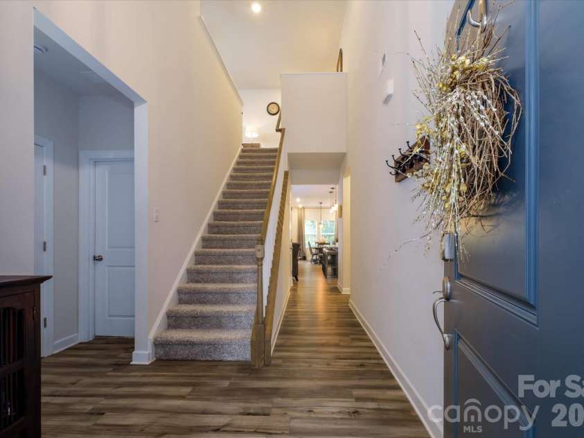 4518 Duplin Drive, Charlotte, NC 28214.  MLS# CAR4386014, YatesRealty ID 35236. 