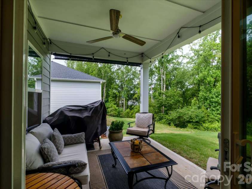 4518 Duplin Drive, Charlotte, NC 28214.  MLS# CAR4386014, YatesRealty ID 35236. 