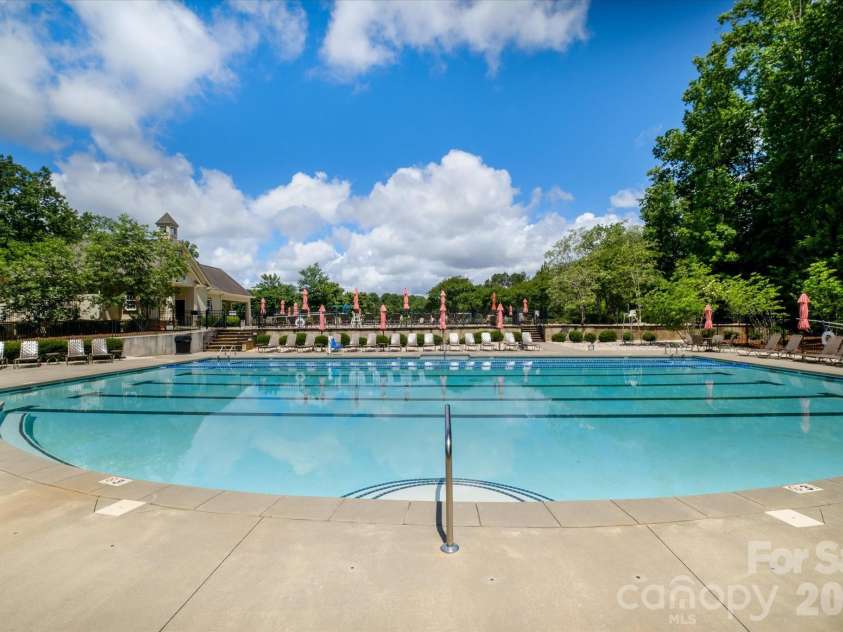 4518 Duplin Drive, Charlotte, NC 28214.  MLS# CAR4386014, YatesRealty ID 35236. 