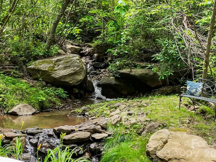 61 Scroops Drive, Swannanoa, NC 28778.  MLS# CAR4393585, YatesRealty ID 35237. 